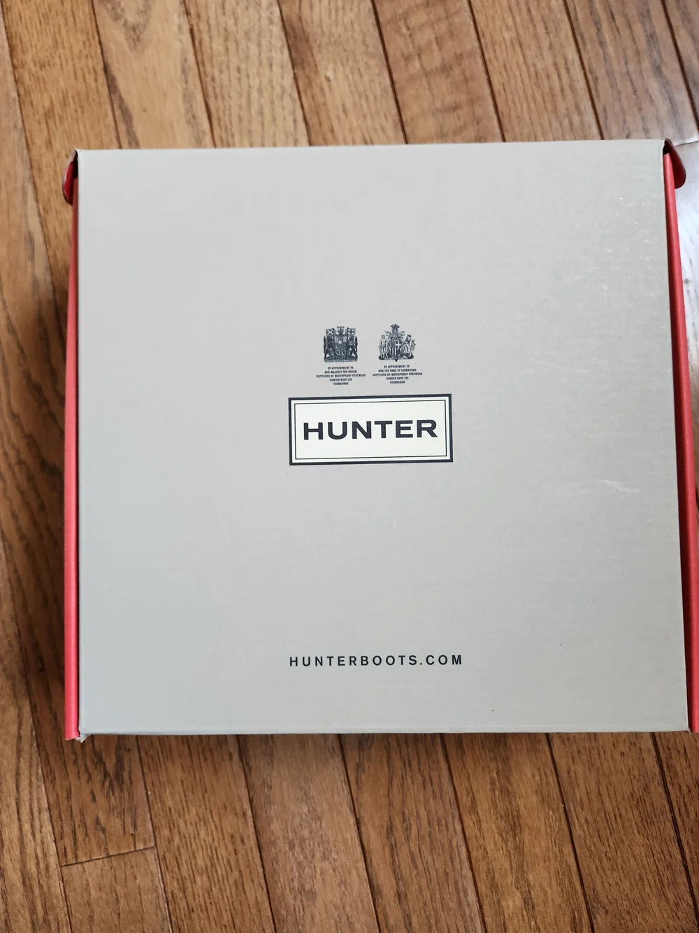 HUNTER Box with Logo in Light Gray